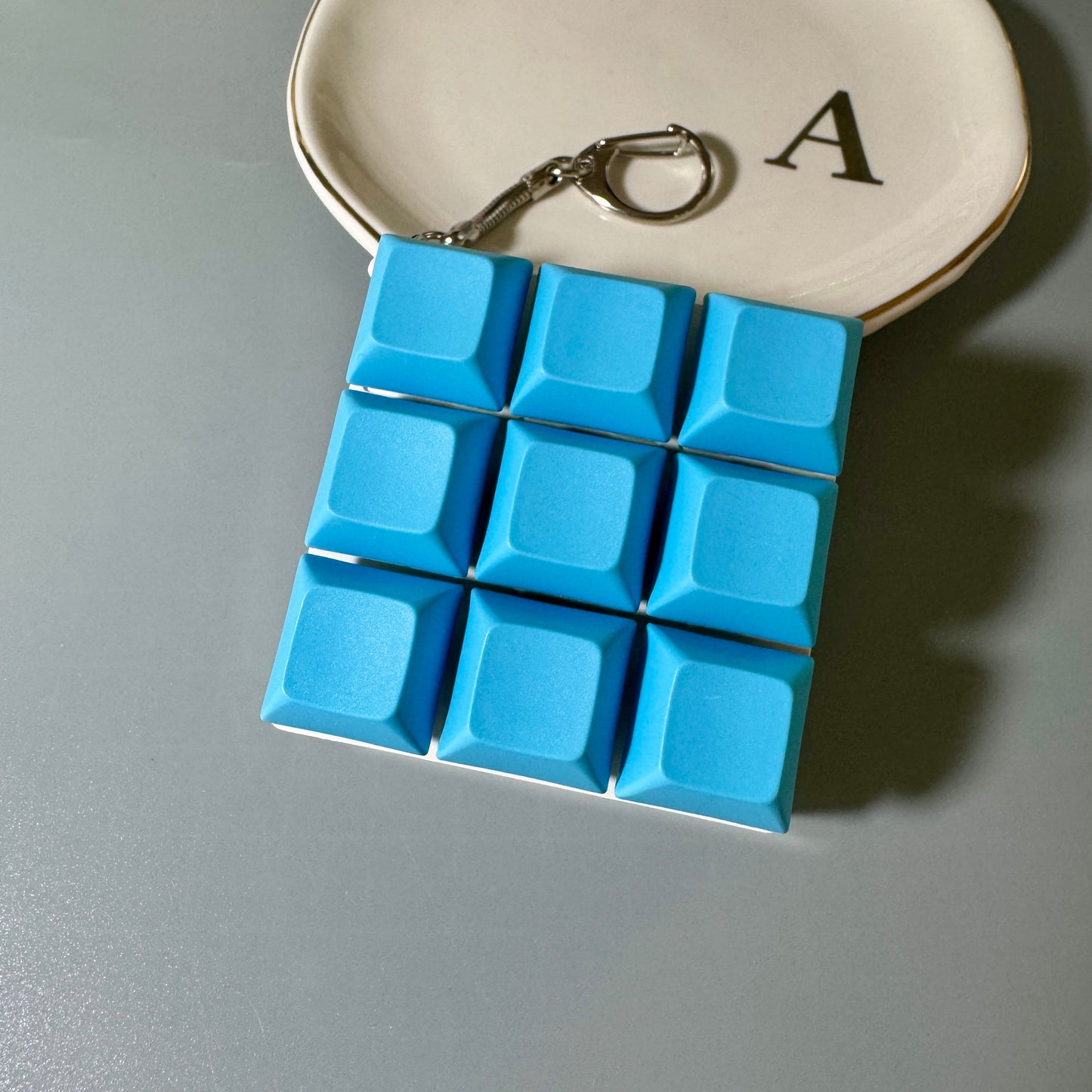 Механическая клавиатура-фиджет с 9 клавишами, изготовленная на заказ.